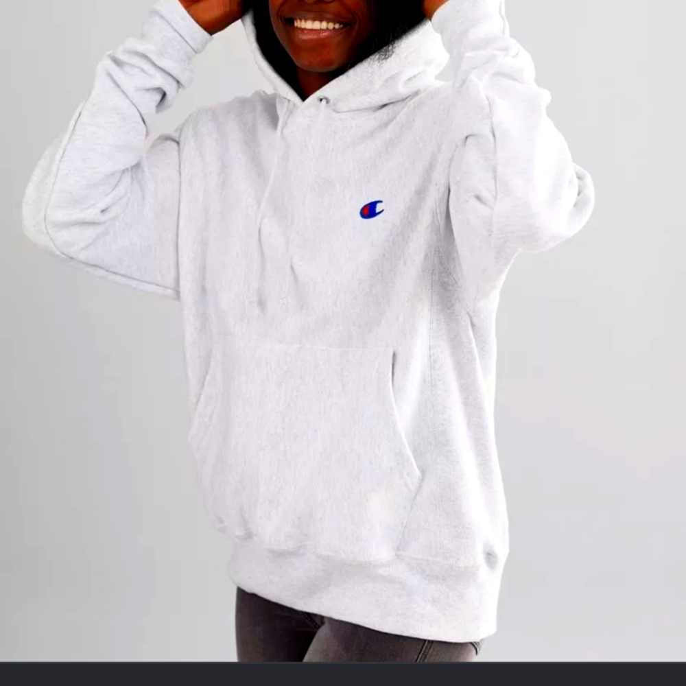 WOMENS CHAMPION REVERSE WEAVE HOODED SWEATSHIRT, NEVER WORN, BRAND NEW WITH TAGS